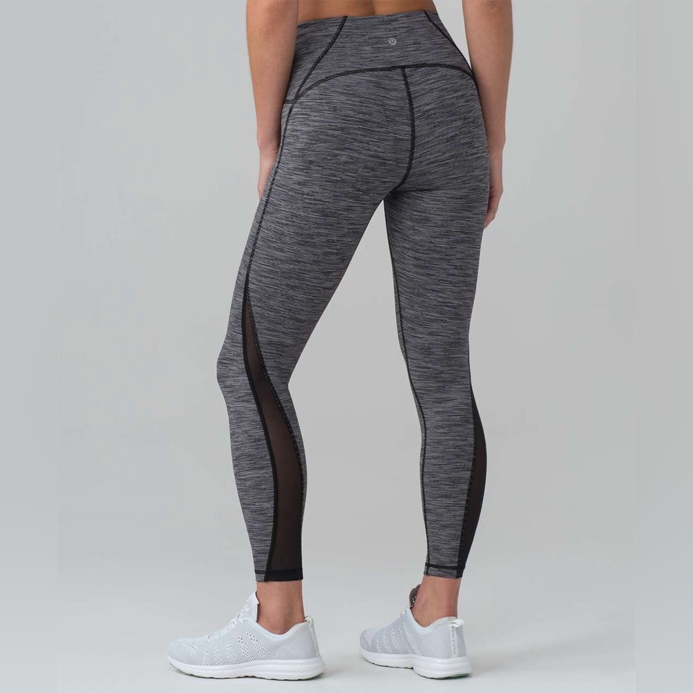 Lululemon Athletica Train Times 7/8 Leggings
